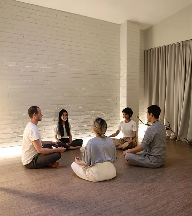 Mirosuna meditation group